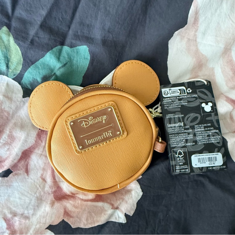 Loungefly Disney Minnie Mouse Chocolate Concha Figural Coin Purse - Picture 6 of 9